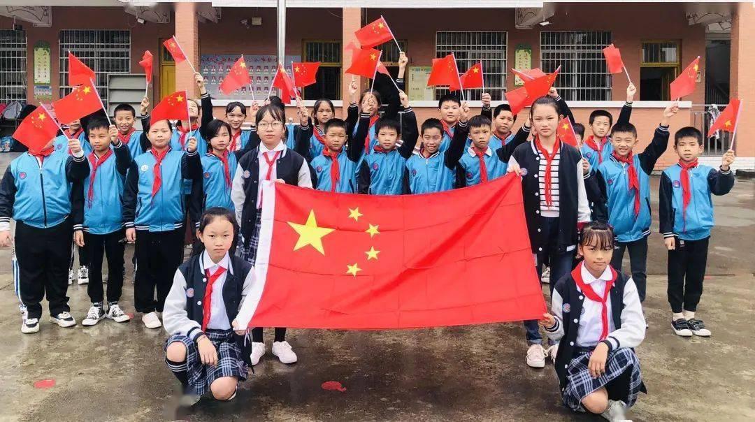 玩撞三国